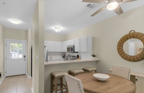 Seagrove Beach Condo | 1st Floor, Walkable to Dining, Shopping, Beach - Sleeps 6