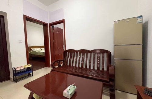 Kai Fu Apartment | 2-bedroom apartment in the heart of Chang Sha city with WiFi, AC