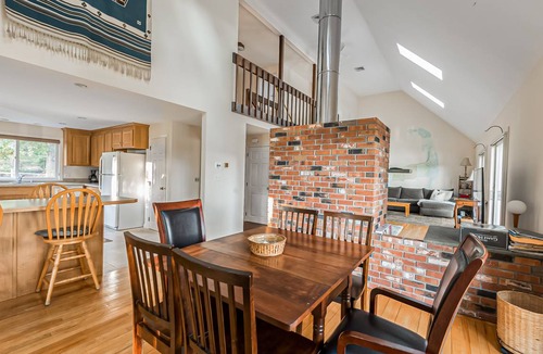 South Chatham House | 202 m² House ∙ 3 bedrooms ∙ 10 guests