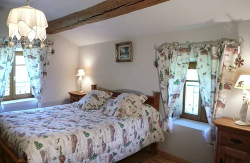 Saint-Martin-en-Vercors House | 250 m² House ∙ 6 bedrooms ∙ 12 guests