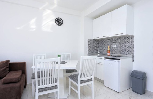Zivogosce Apartment | 26 m² Studio flat ∙ 1 bedroom ∙ 3 guests