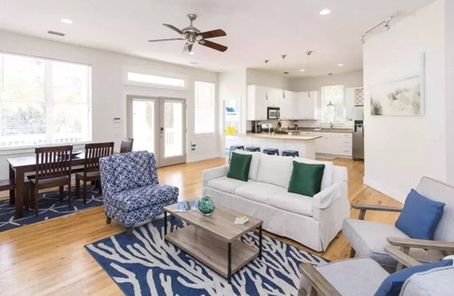 White's Gulfview House | 3 bed/2 bath/Seacrest/private pool - Sleeps 11 - 5 min walk to the Beach