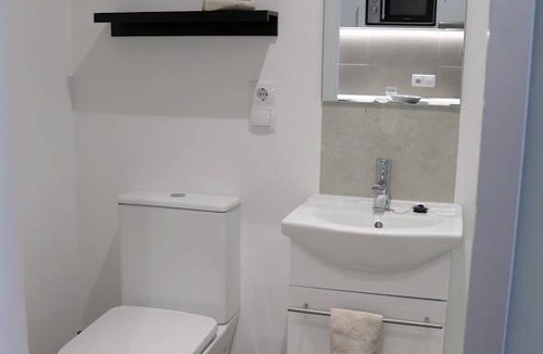 Burjasot Apartment | 30 m² Apartment ∙ 1 guest