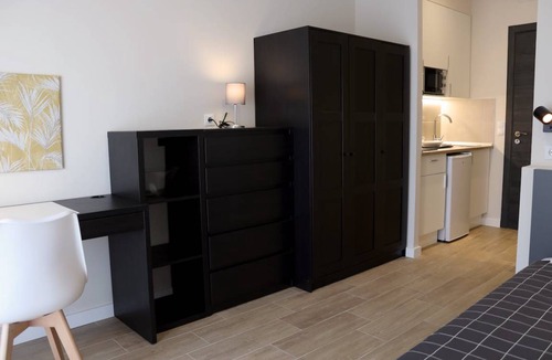 Burjasot Apartment | 30 m² Apartment ∙ 1 guest