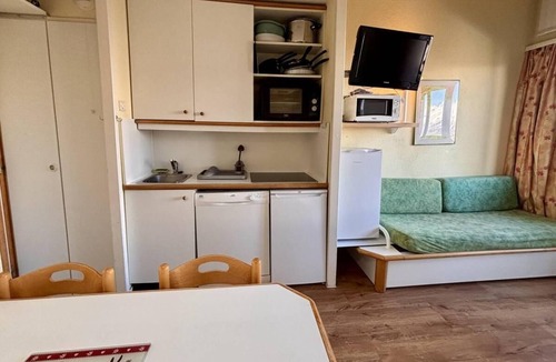 Bellentre Apartment | 300m from resort center, 4th floor, balcony, parking, ski locker, 28m², Montchavin La Plagne