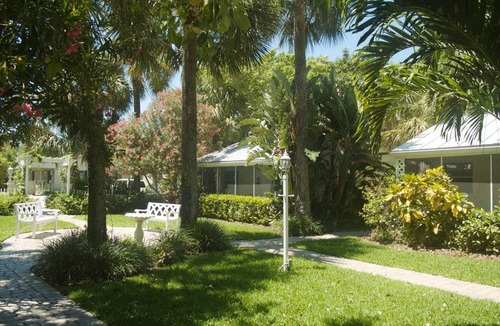 Pompano Beach Cottage | 37 m² Cabin ∙ 3 guests