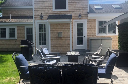 West Harwich House | 400 feet to the Ocean 4 bdrm 2 1/2 bath 1899 beauty - total reno