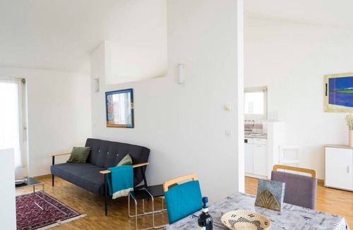 Uster District Apartment | 70 m² Apartment ∙ 2 bedrooms ∙ 4 guests