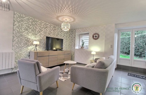 Plerin House | 72 m² Gîte ∙ 2 bedrooms ∙ 4 guests
