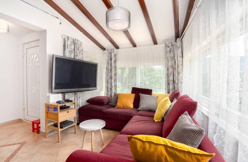 Zvecanje House | 75 m² House ∙ 2 bedrooms ∙ 4 guests