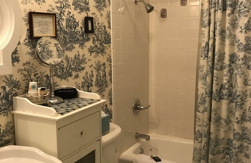 Williamsburg Bed & Breakfast | A Williamsburg White House