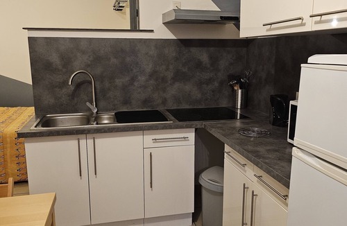 Merdrignac Apartment | Agréable Studio Tout Confort au Rez-de-chaussée