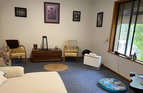 Kingscote House | Alaska on Kangaroo Island is the perfect base for your Kangaroo Island adventure