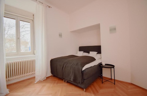 Feldbach Apartment | Altbauwohnung in städtischer Ruhelage