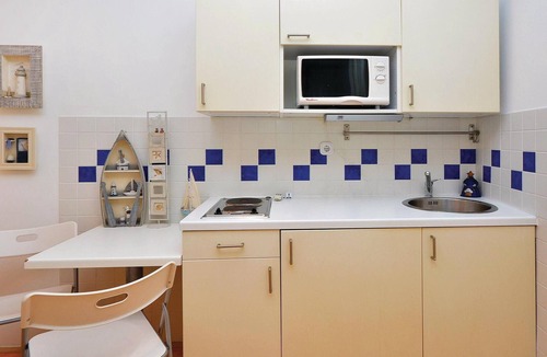 Hvar Old Town House | Amazing home in Hvar with kitchen