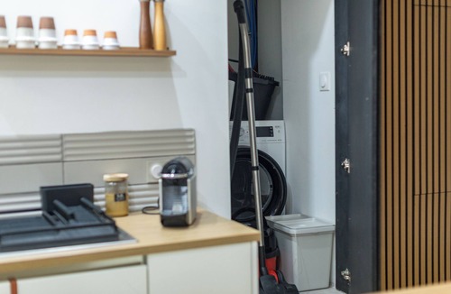 Pont-en-Royans Apartment | Apartment 'Aux Portes Du Vercors' with Balcony and Wi-Fi