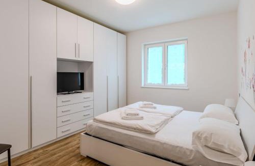 Dro Apartment | Apartment Calicantus by Interhome