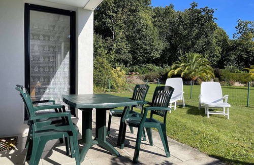 Perros-Guirec Apartment | Apartment close to Trestraou beach with garden in PERROS-GUIREC