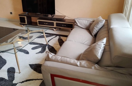 Brazzaville Apartment | Appartement Meublé Avec Ascenseur