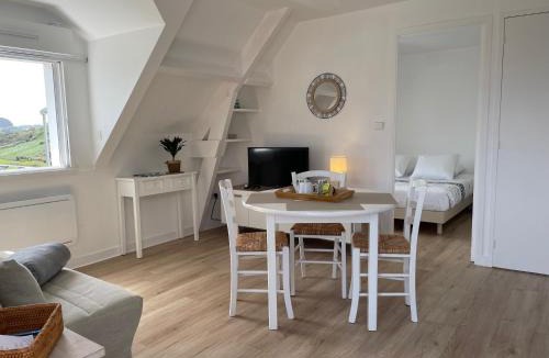 Sauzon Apartment | Appartement T2 vue mer Sauzon terrasse et parking privés