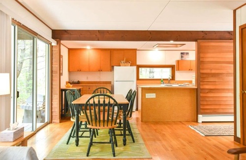 Truro House | Architectural modern home 5 mins to beach!