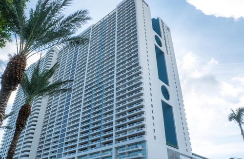 Downtown Miami Apartment | Bayshore Three-Bedroom Apartment 3935