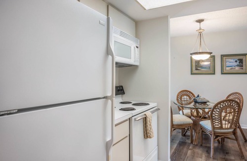 Holmes Beach Condo | Beautiful Condo with Beach views! Rest and Relaxation await!