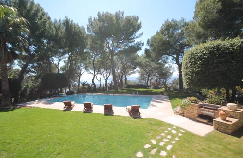 Cannes House | Beautiful country house in the heights of Cannes