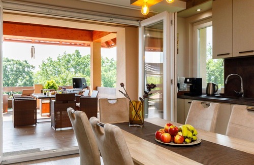 Revfulop Villa | Beautiful villa for 6 guests with WIFI, TV and terrace