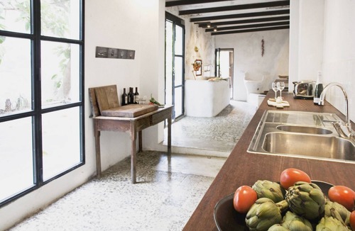 Felanitx House | Big noble town house, private pool and garden in Felanitx, 7 bedrooms, sleeps 11