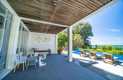 Mai Khao Villa | Black Pearl 8 Bedroom Beach Villa Private Pool Gym Free Car Free Water and Electricity Maid 10 Meters to the Beach