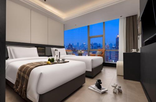 Yuzhong Hotel | Borui Starry Sky View Hotel (Chongqing Jiefangbei Pedestrian Street Hongyadong Branch)