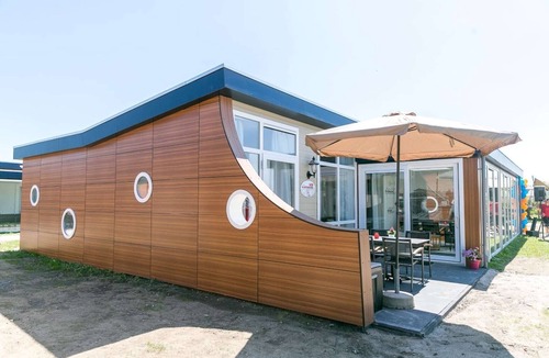 's-Gravenzande House | Bungalow in Netherlands with Accessible Design