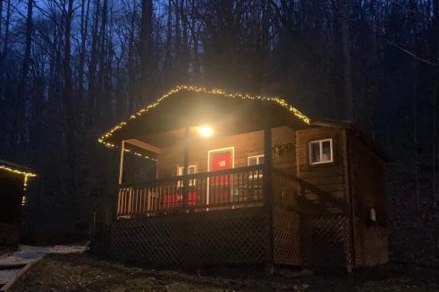 Stanton House | Campfire Cabin, Red River Gorge, KY, River Access & Views