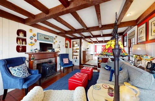 Hyannis House | Cape Cottage