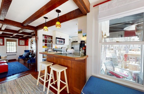 Hyannis House | Cape Cottage
