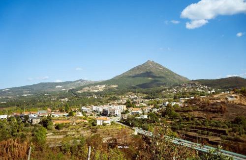 Molares House | Casa da Estação, vista rio Tâmega e Senhora da Graça