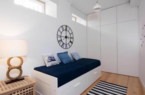 Sao Cristovao e Sao Lourenco Apartment | Casa do Castelo 1- Work or Relax in the Historic heart of Lisbon!
