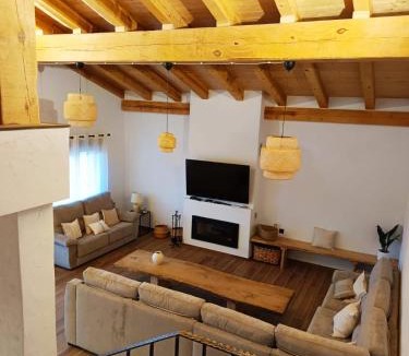 Navas de Oro Villa | Casa Rural En Los Trigales