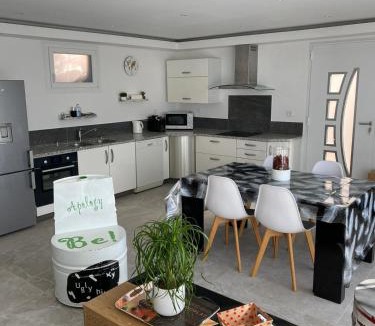 Saint-Martin-du-Var House | charmante villa