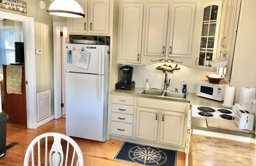 Telogia Cottage | Charming cottage, incredible views! Outdoor living areas, huge dock, clean!