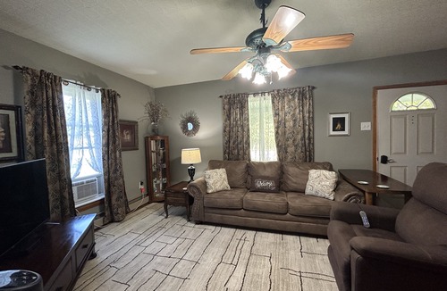 Montour Falls House | CHARMING HOME CLOSE TO WATKINS GLEN!