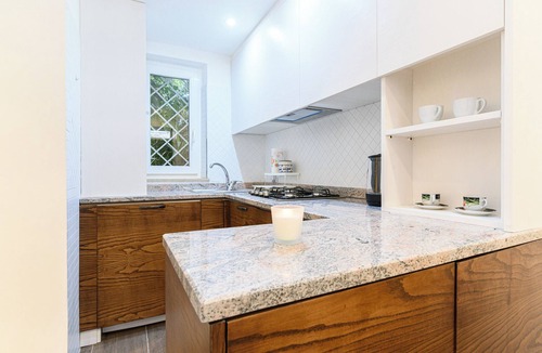 Trionfale Apartment | Charming private apartment 10 minutes from the Vatican Museums, Metro, AC&WiFi