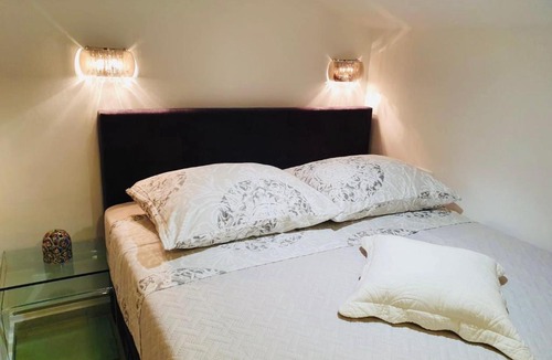 Split Apartment | Charming studio apartment MARI in city centre
