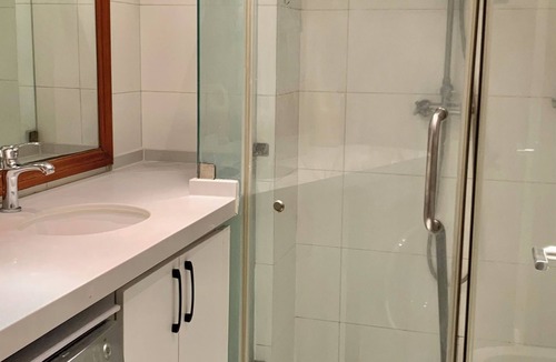 Shuangjing Apartment | Charming studio with Beijing CBD view and WiFi, AC