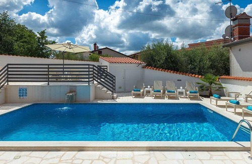 Buici Villa | Charming villa with pool near Porec