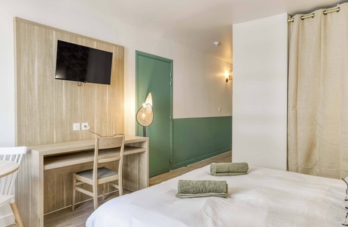 Annemasse Apartment | Colivi Studio Tehuana Cosy Gare Annemasse