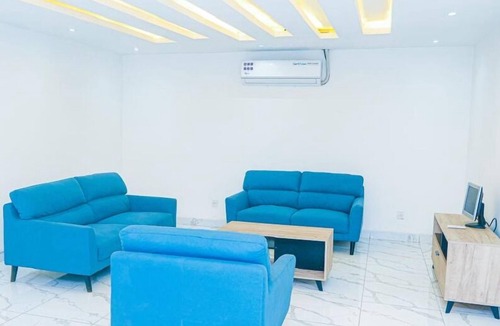 Ngiri-Ngiri Apartment | Comfy hotel suites in vibrant Kinshasa with WiFi, AC