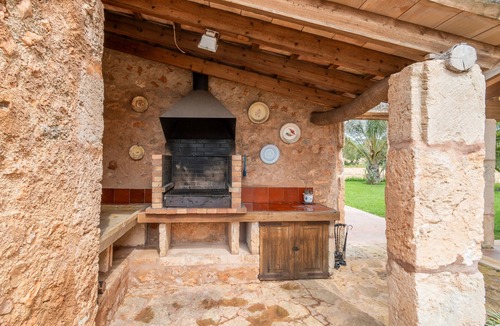 Campos Villa | Country House 'Can Mayol' with Mountain View, Wi-Fi and Air Conditioning