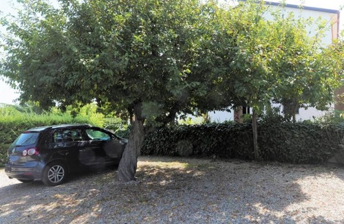San Nico House | Cozy abode surrounded by greenery, just 10 minutes from the sea
